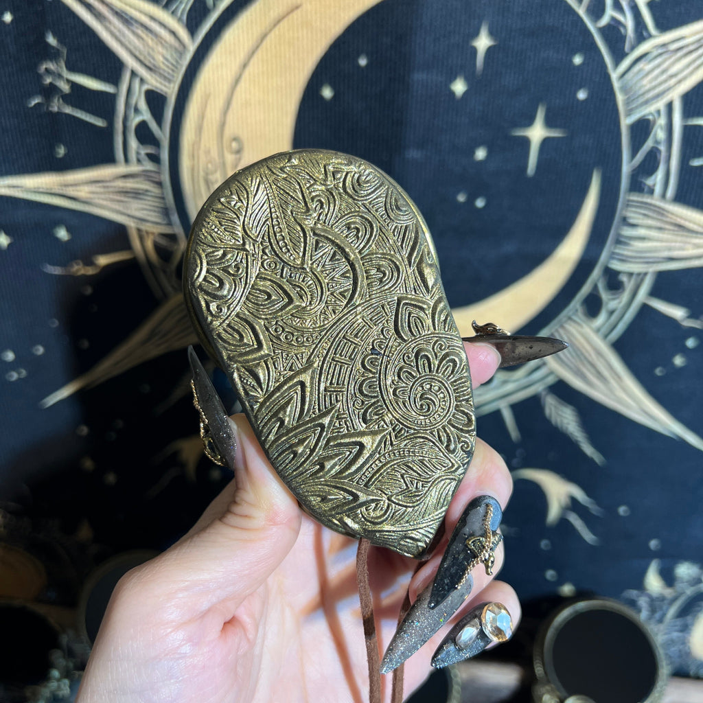 Handmade Natural Black Obsidian Scrying Mirror pendant/Magic Obsidian Witch Mirror/Crystal Quartz Mirror/Manifest Altar Tool