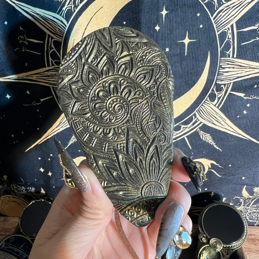 Handmade Natural Black Obsidian Scrying Mirror pendant/Magic Obsidian Witch Mirror/Crystal Quartz Mirror/Manifest Altar Tool