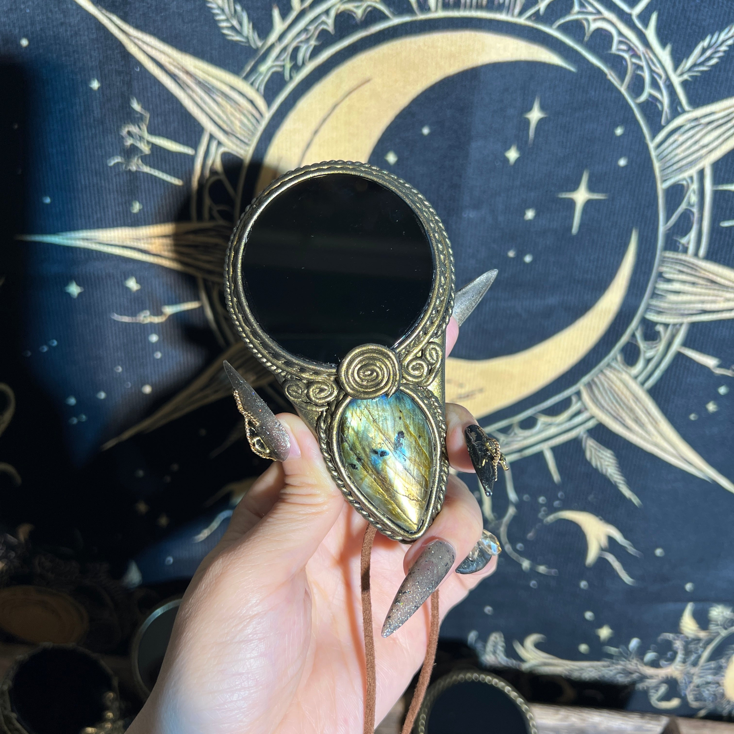 Handmade Natural Black Obsidian Scrying Mirror pendant/Magic Obsidian Witch Mirror/Crystal Quartz Mirror/Manifest Altar Tool