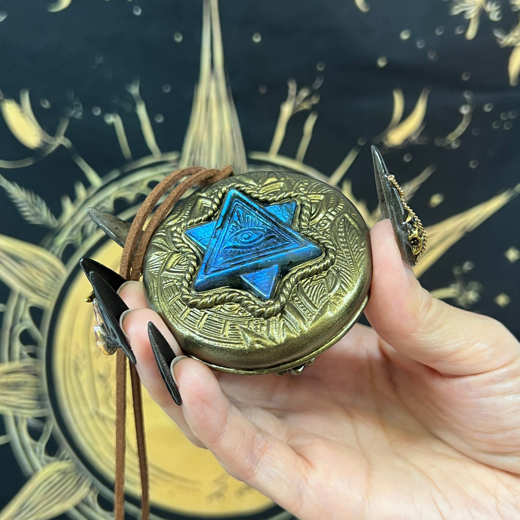 Handmade Natural Black Obsidian Scrying Mirror pendant/Magic Obsidian Witch Mirror/Crystal Quartz Mirror/Manifest Altar Tool