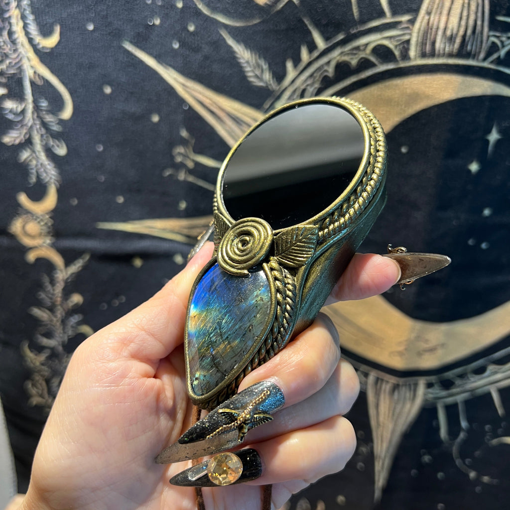 Handmade Natural Black Obsidian Scrying Mirror pendant/Magic Obsidian Witch Mirror/Crystal Quartz Mirror/Manifest Altar Tool