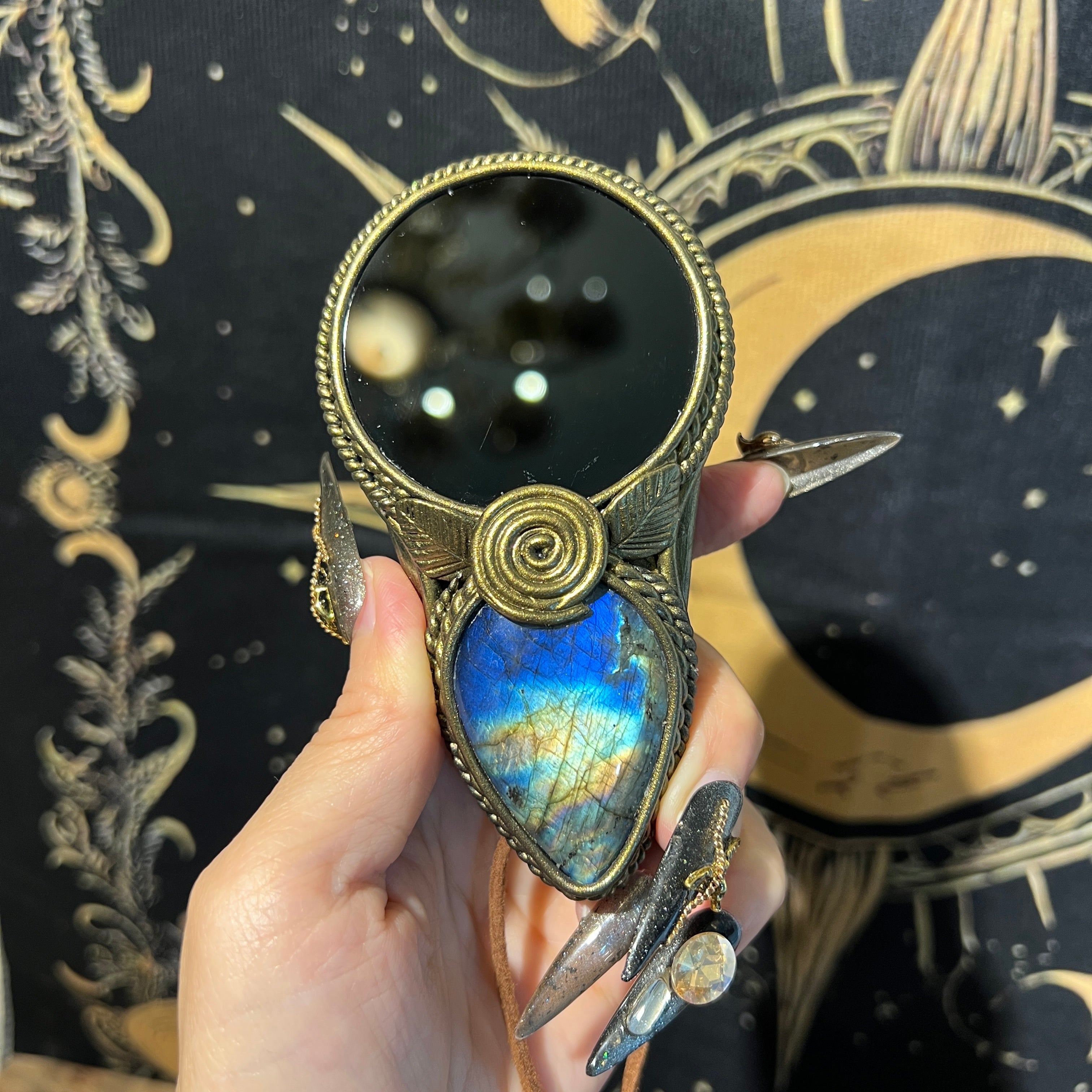 Handmade Natural Black Obsidian Scrying Mirror pendant/Magic Obsidian Witch Mirror/Crystal Quartz Mirror/Manifest Altar Tool