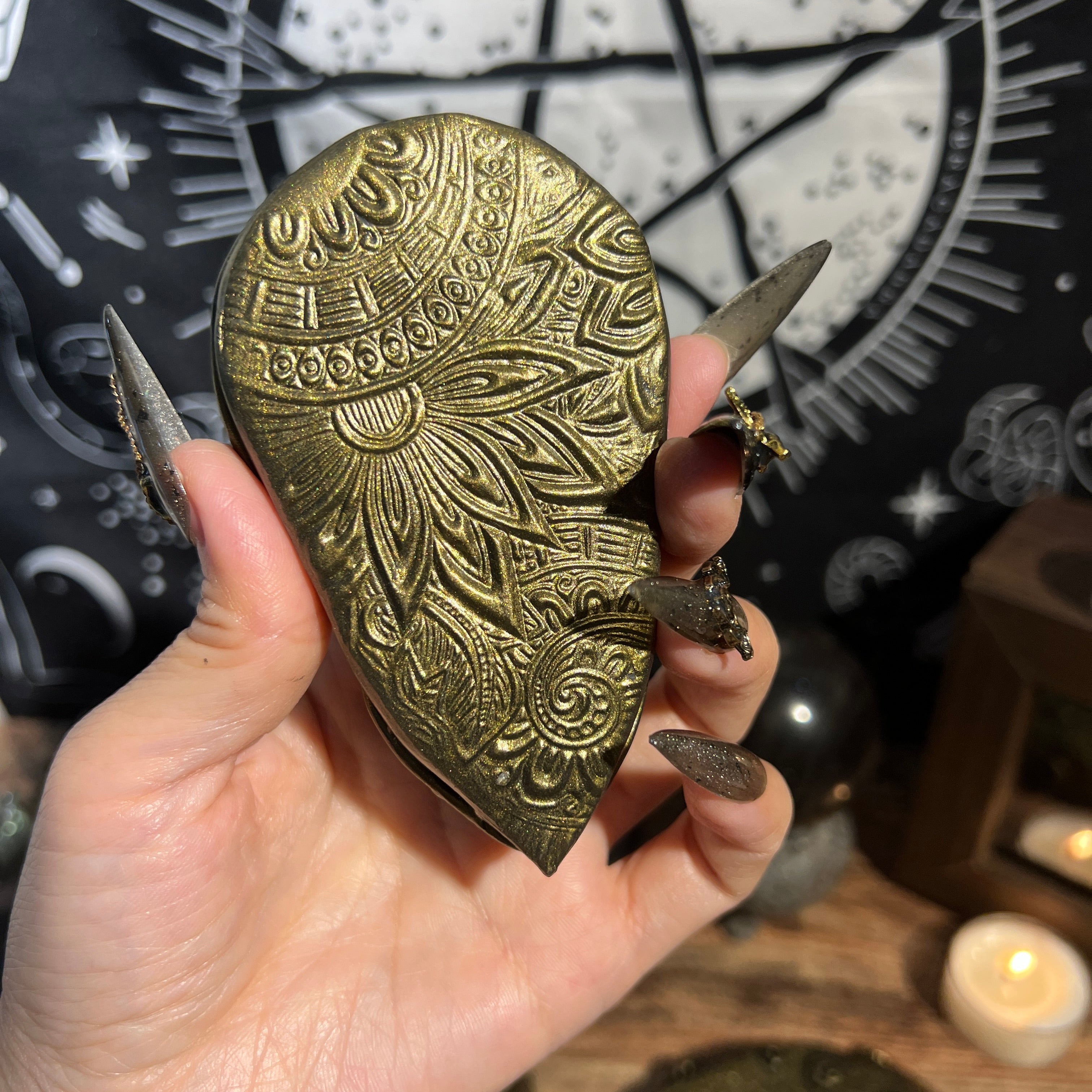 Handmade Natural Black Obsidian Scrying Mirror pendant/Magic Obsidian Witch Mirror/Crystal Quartz Mirror/Manifest Altar Tool