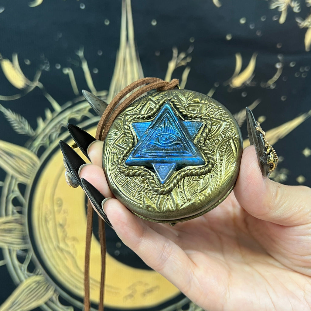 Handmade Natural Black Obsidian Scrying Mirror pendant/Magic Obsidian Witch Mirror/Crystal Quartz Mirror/Manifest Altar Tool
