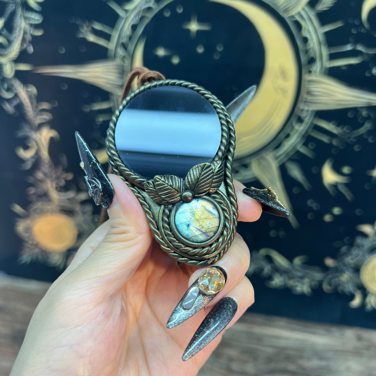 Handmade Natural Black Obsidian Scrying Mirror/Magic Obsidian Witch Mirror/Crystal Quartz Mirror/Manifest Altar Tool