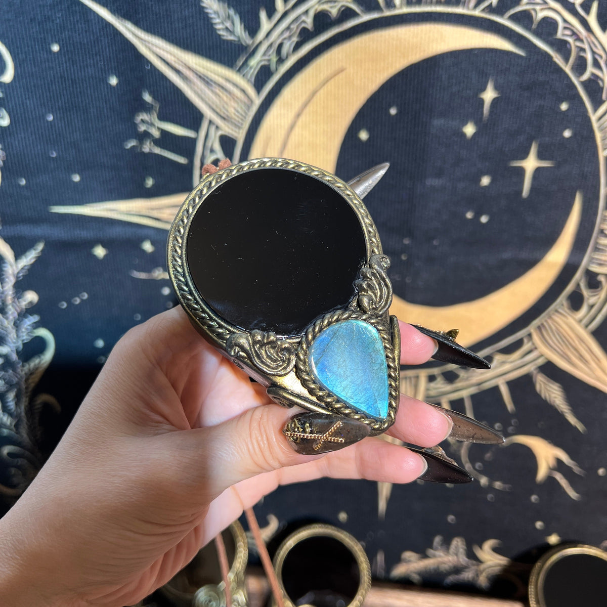 Handmade Natural Black Obsidian Scrying Mirror pendant/Magic Obsidian Witch Mirror/Crystal Quartz Mirror/Manifest Altar Tool