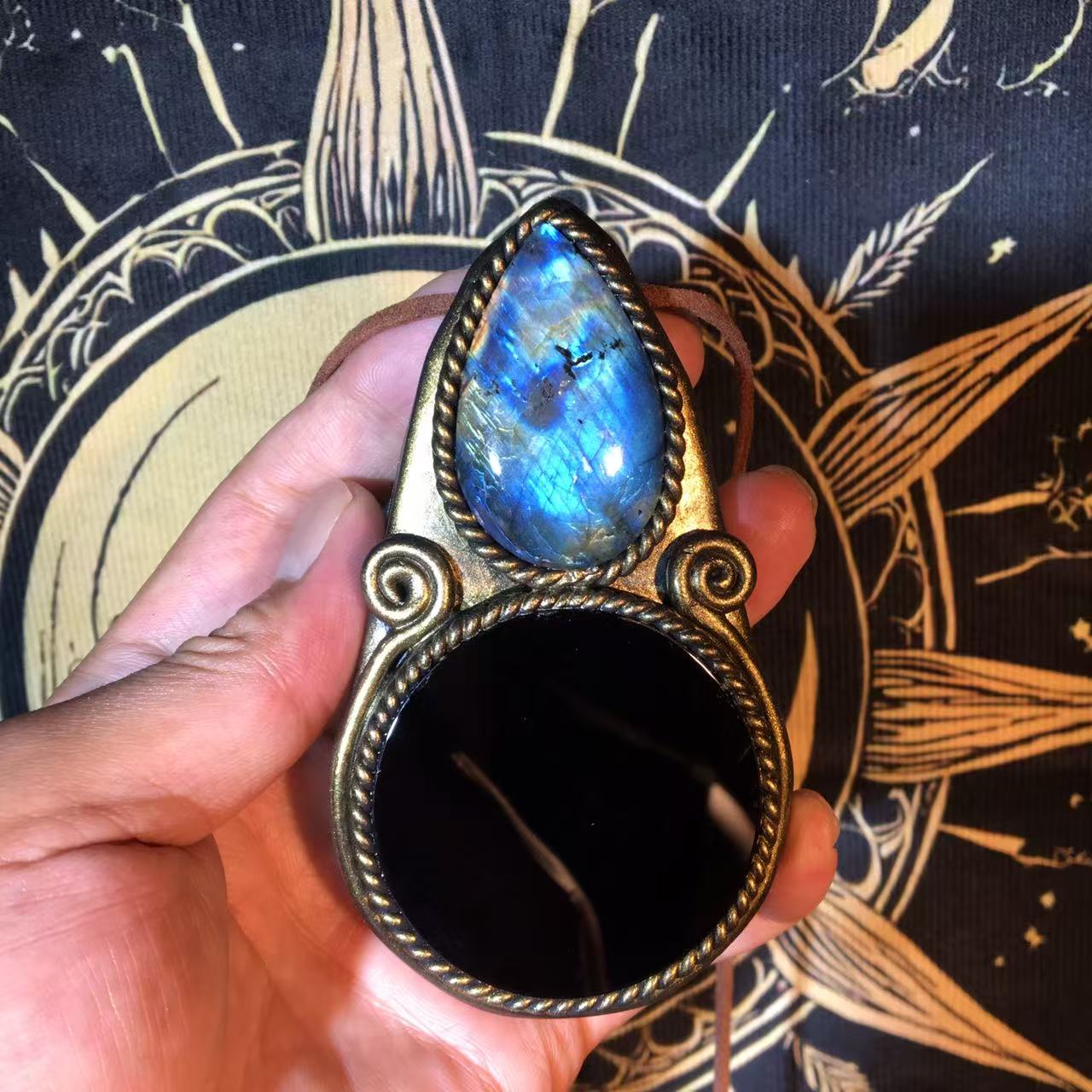 Handmade Natural Black Obsidian Scrying Mirror pendant/Magic Obsidian Witch Mirror/Crystal Quartz Mirror/Manifest Altar Tool