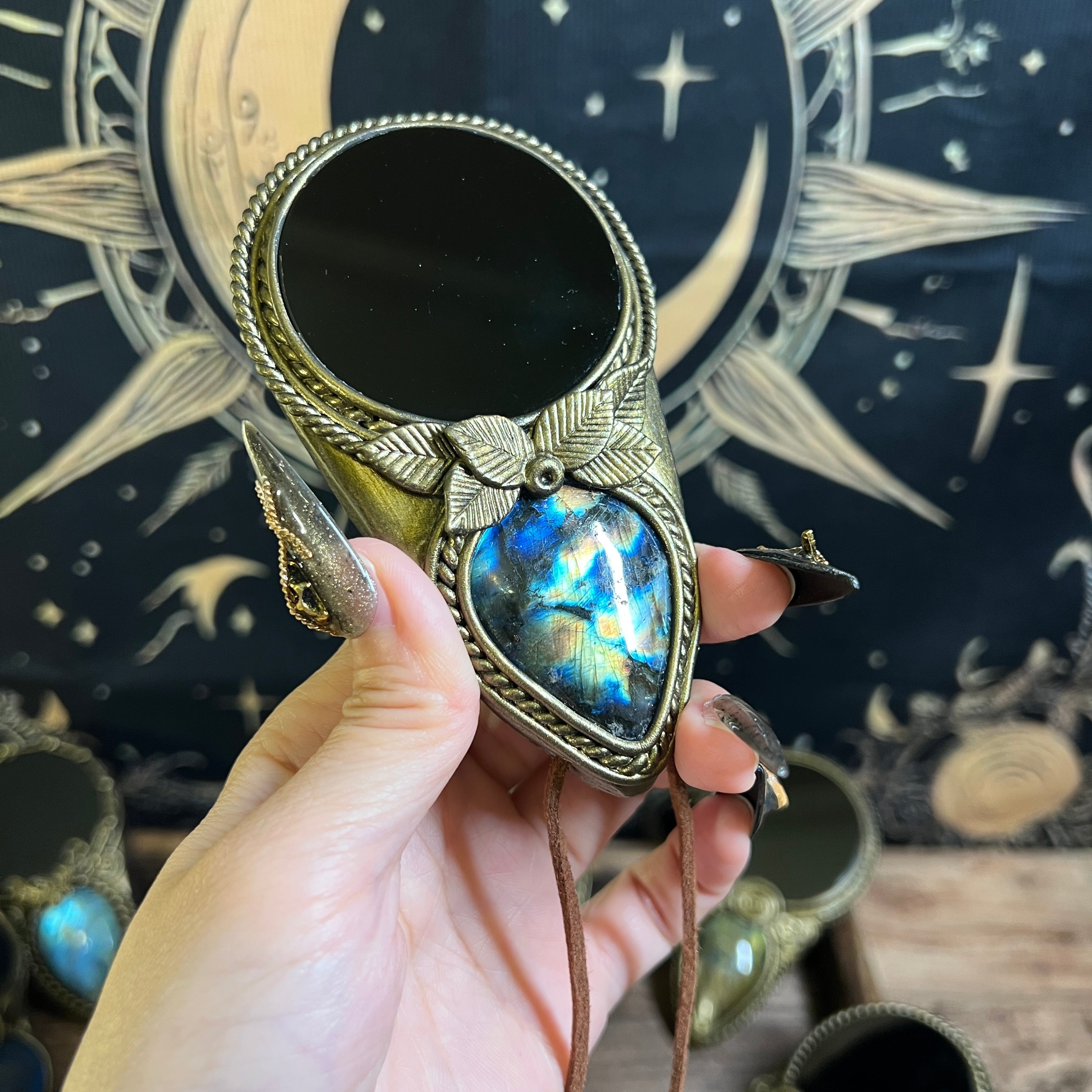 Handmade Natural Black Obsidian Scrying Mirror pendant/Magic Obsidian Witch Mirror/Crystal Quartz Mirror/Manifest Altar Tool