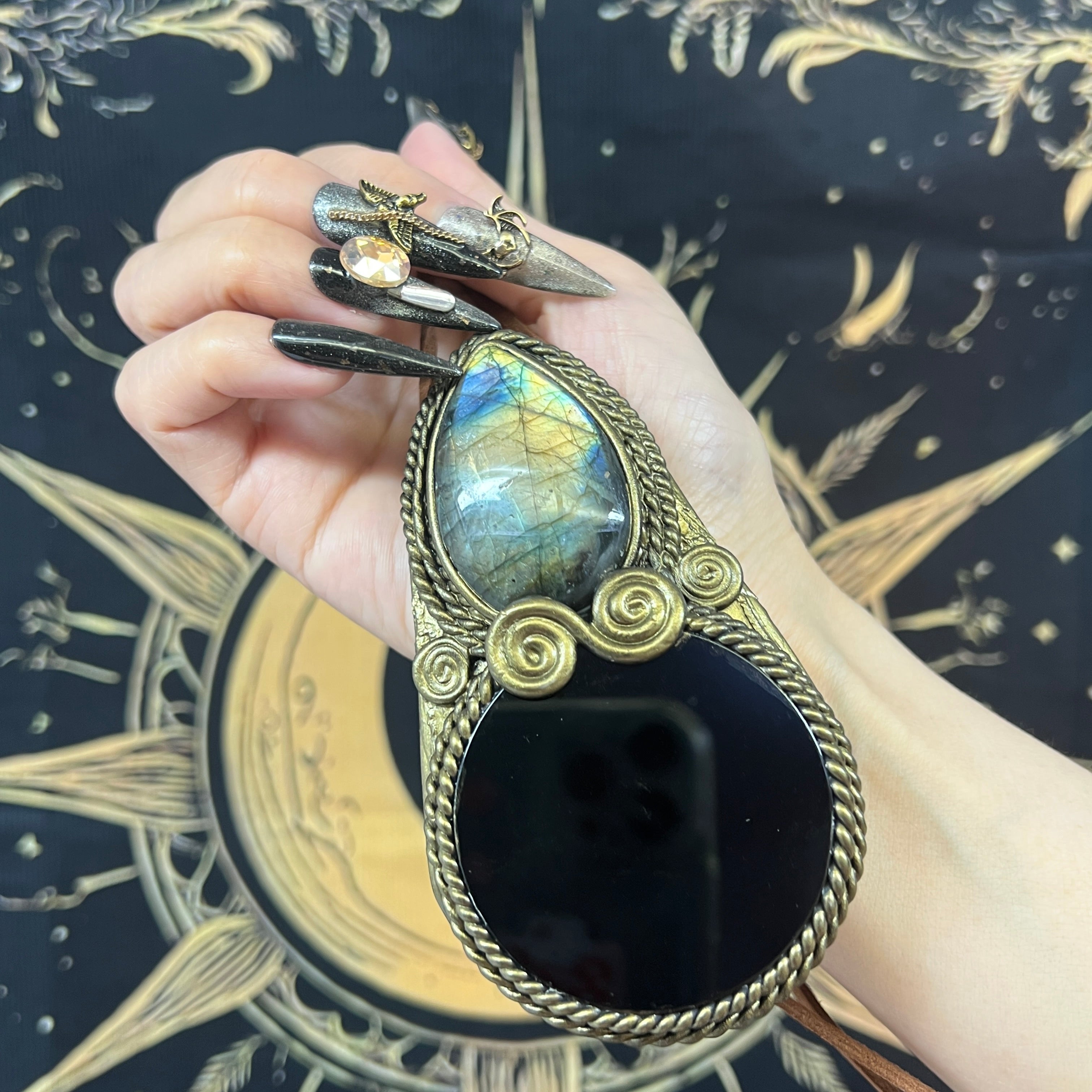 Handmade Natural Black Obsidian Scrying Mirror pendant/Magic Obsidian Witch Mirror/Crystal Quartz Mirror/Manifest Altar Tool