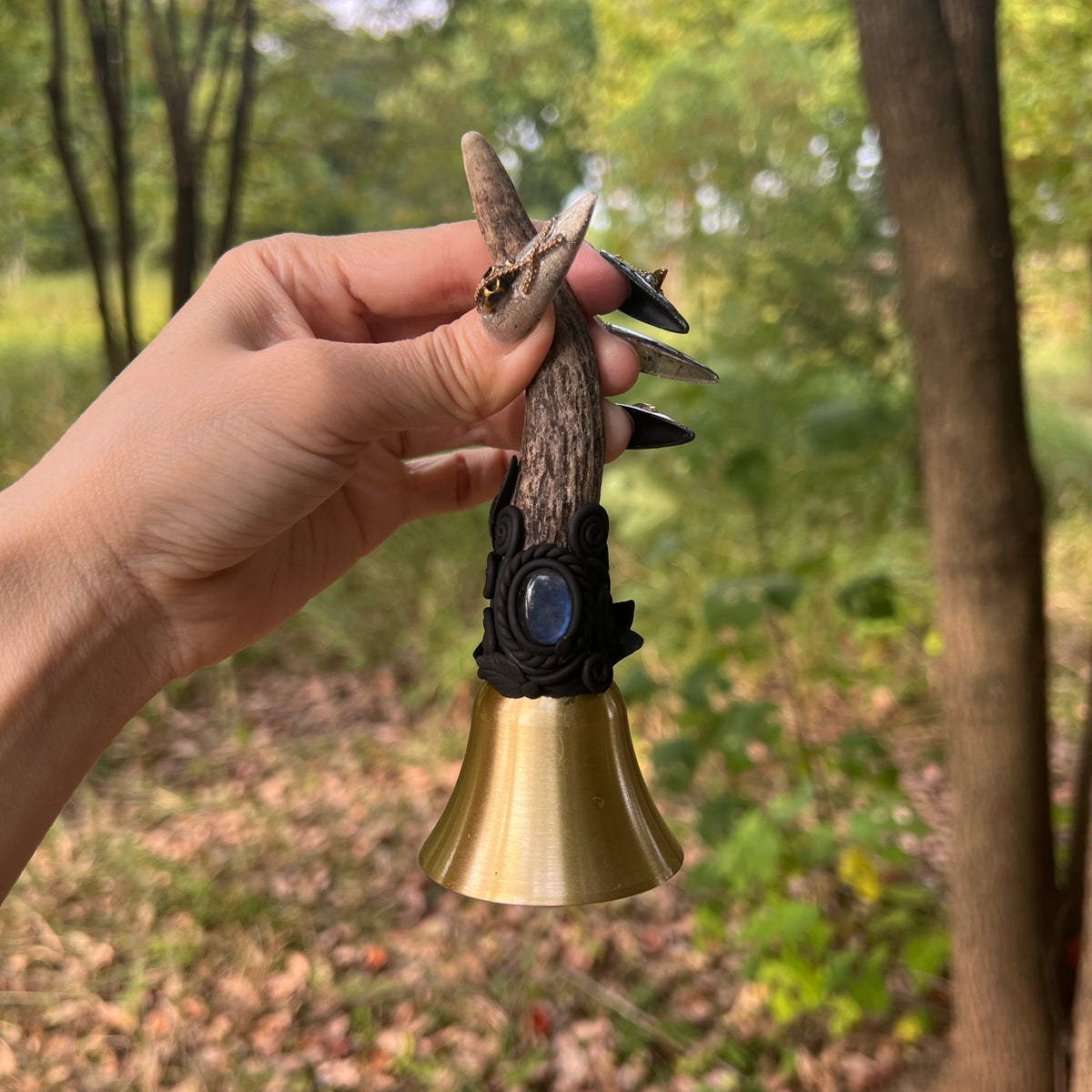 Crystal Altar Bell, Witch Hand Bell, Natural antler Wand Bell, Pagan Ritual Bell, Gothic Crystal Handbell, Handcrafted Witchy Altar Decor