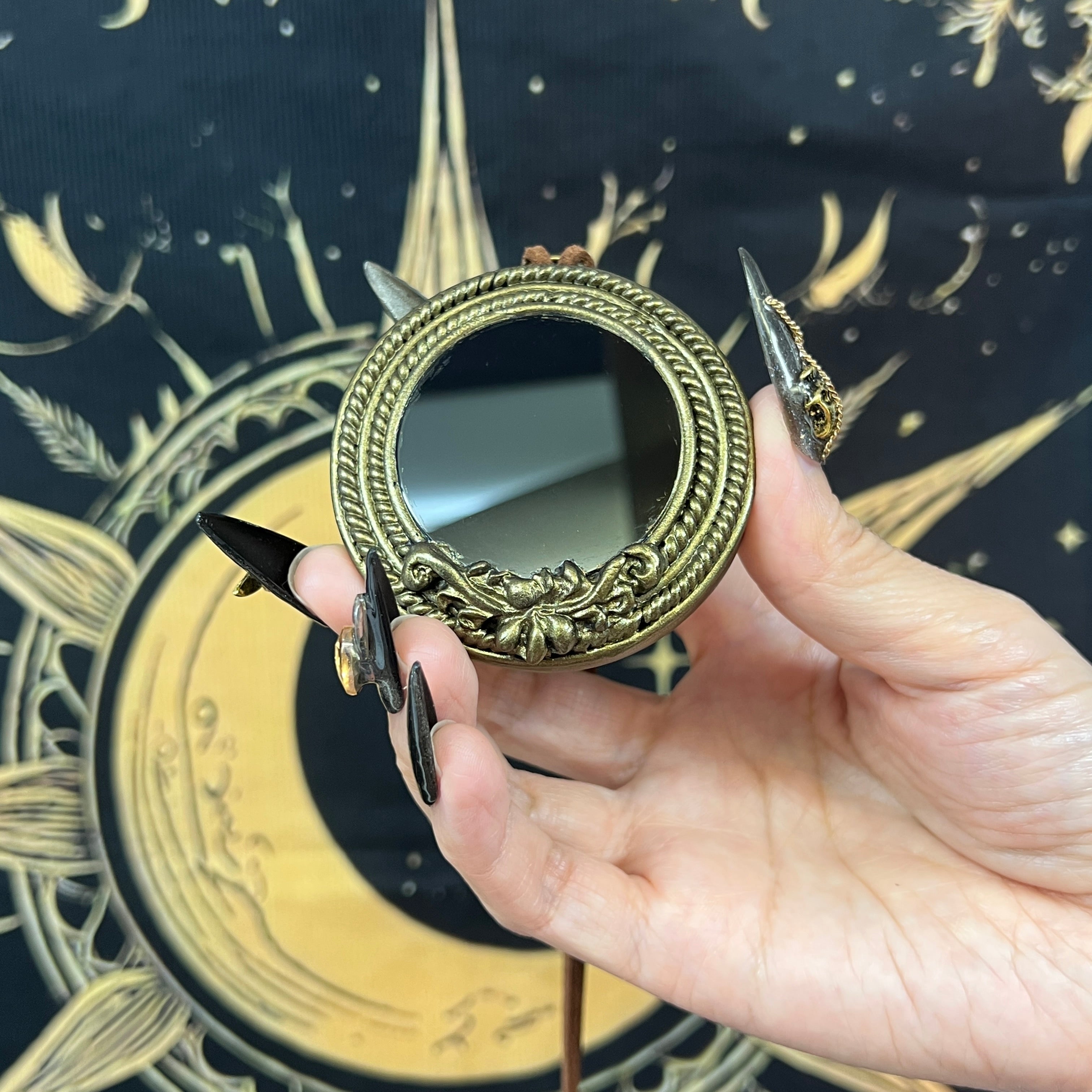 Handmade Natural Black Obsidian Scrying Mirror pendant/Magic Obsidian Witch Mirror/Crystal Quartz Mirror/Manifest Altar Tool
