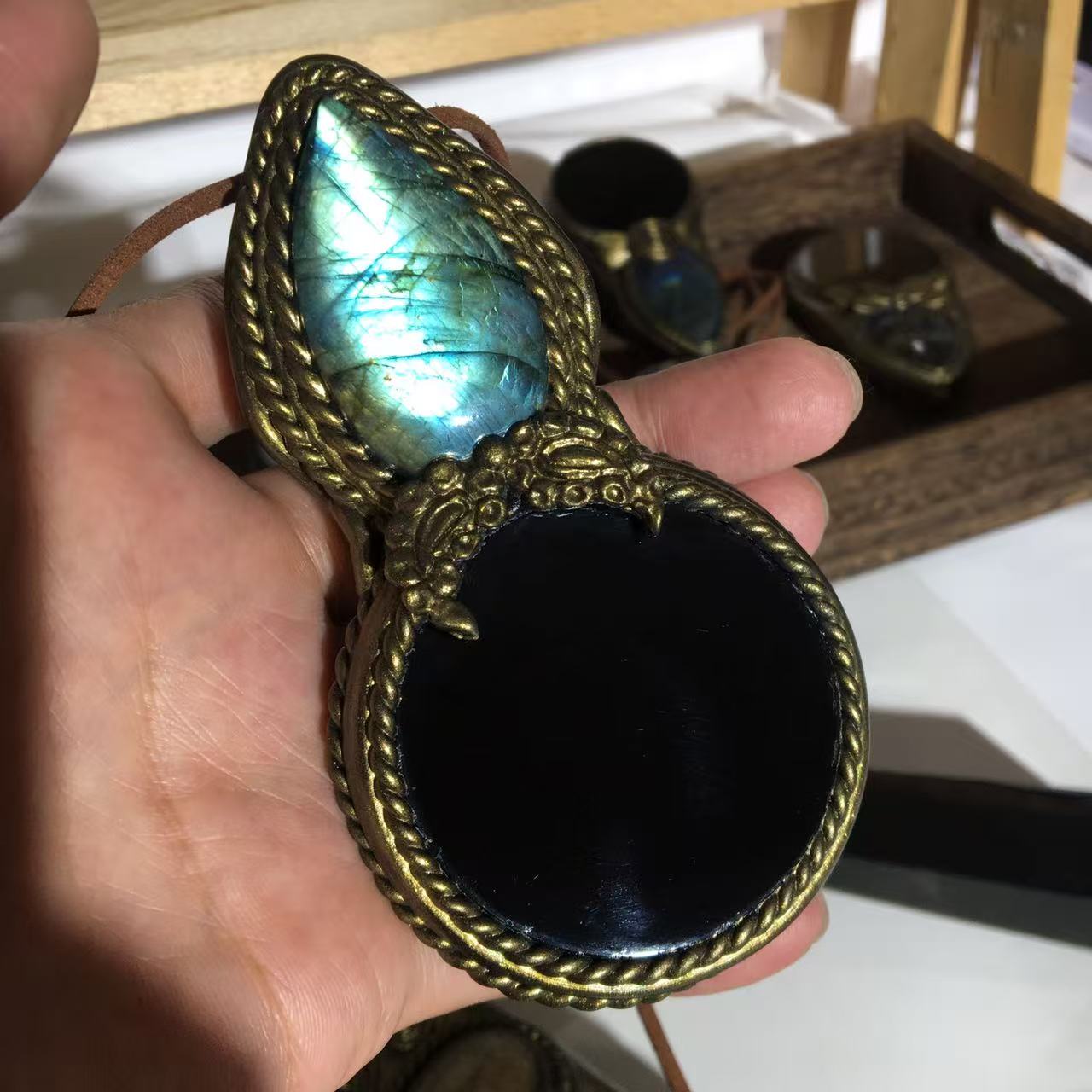 Handmade Natural Black Obsidian Scrying Mirror pendant/Magic Obsidian Witch Mirror/Crystal Quartz Mirror/Manifest Altar Tool