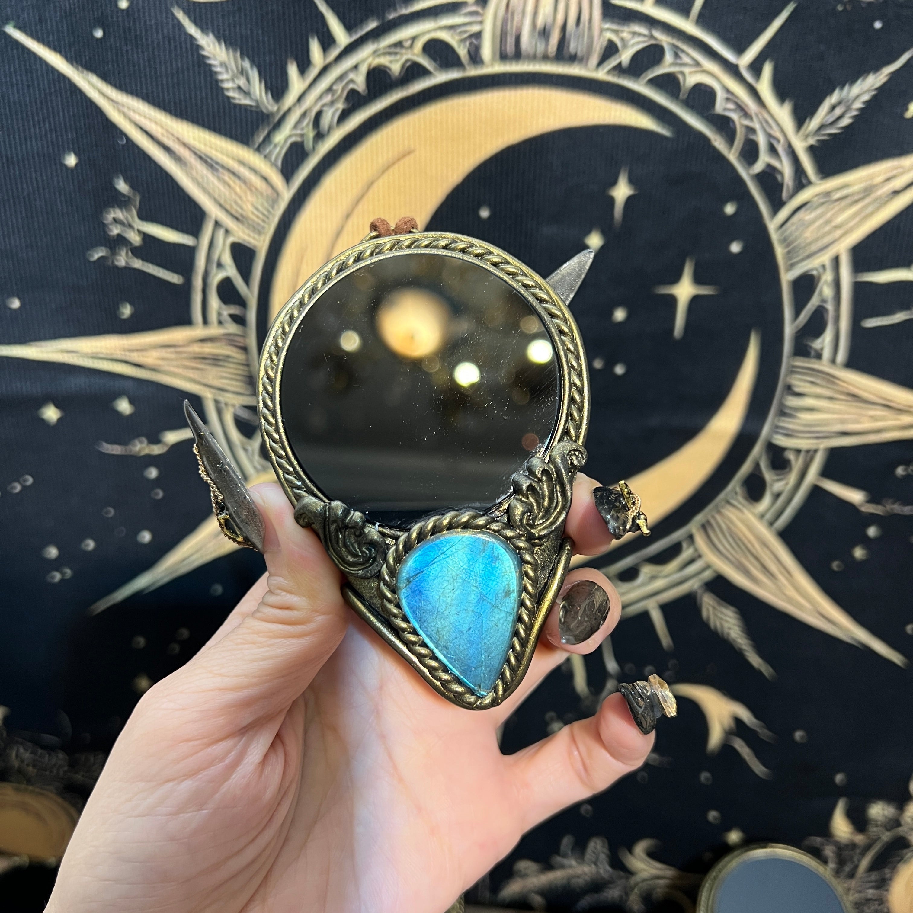 Handmade Natural Black Obsidian Scrying Mirror pendant/Magic Obsidian Witch Mirror/Crystal Quartz Mirror/Manifest Altar Tool