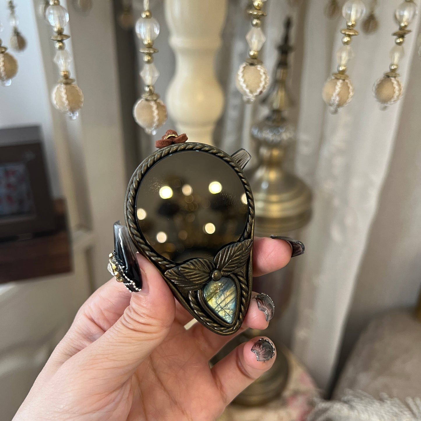 Handmade Natural Black Obsidian Scrying Mirror/Magic Obsidian Witch Mirror/Crystal Quartz Mirror/Manifest Altar Tool