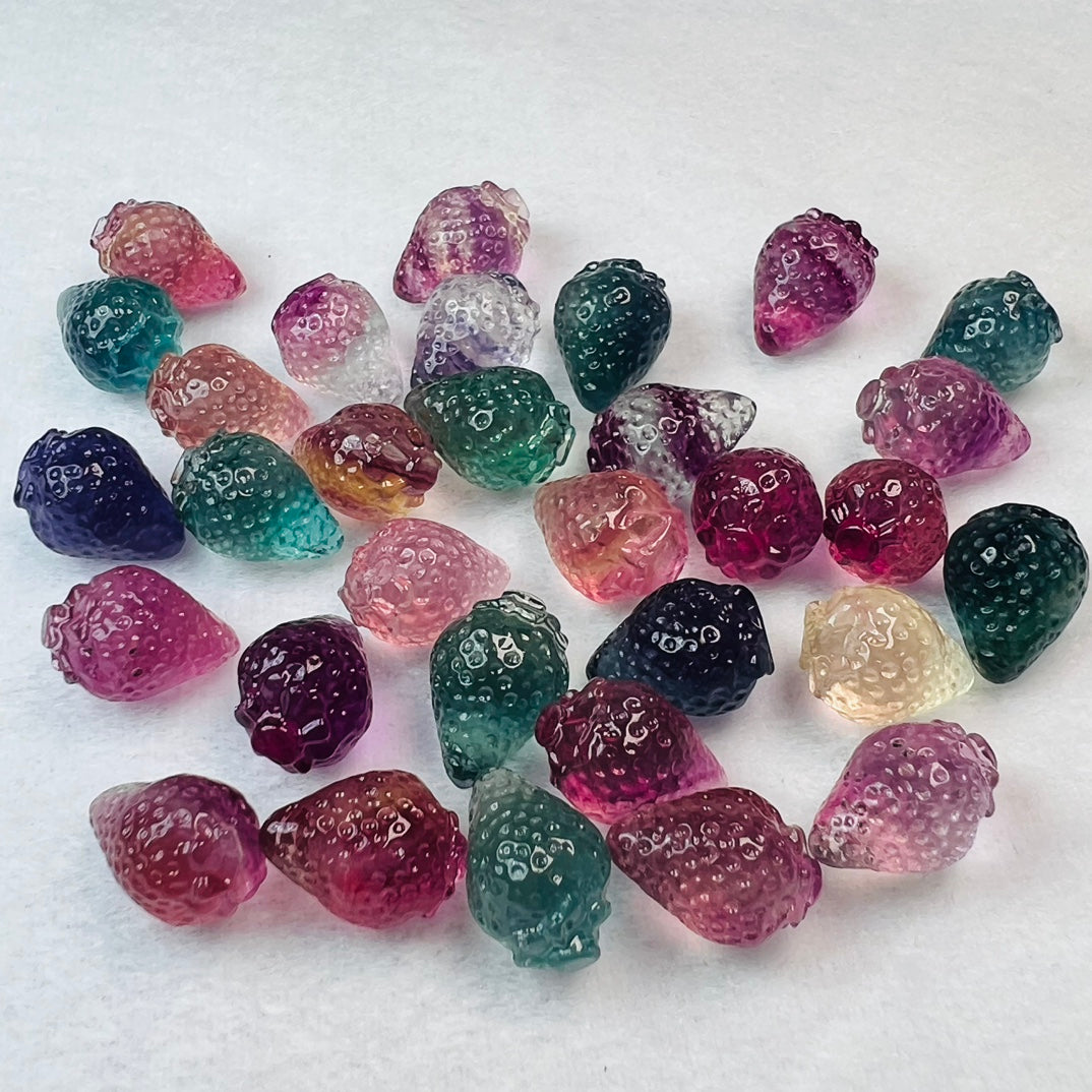 Mini Fluorite strawberry Carving Gemstone carving crystal carving