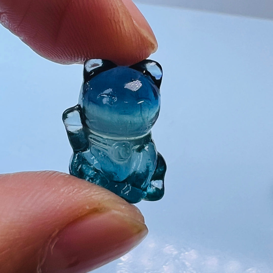 Mini Fluorite Lucky Cat Carving Gemstone carving crystal carving