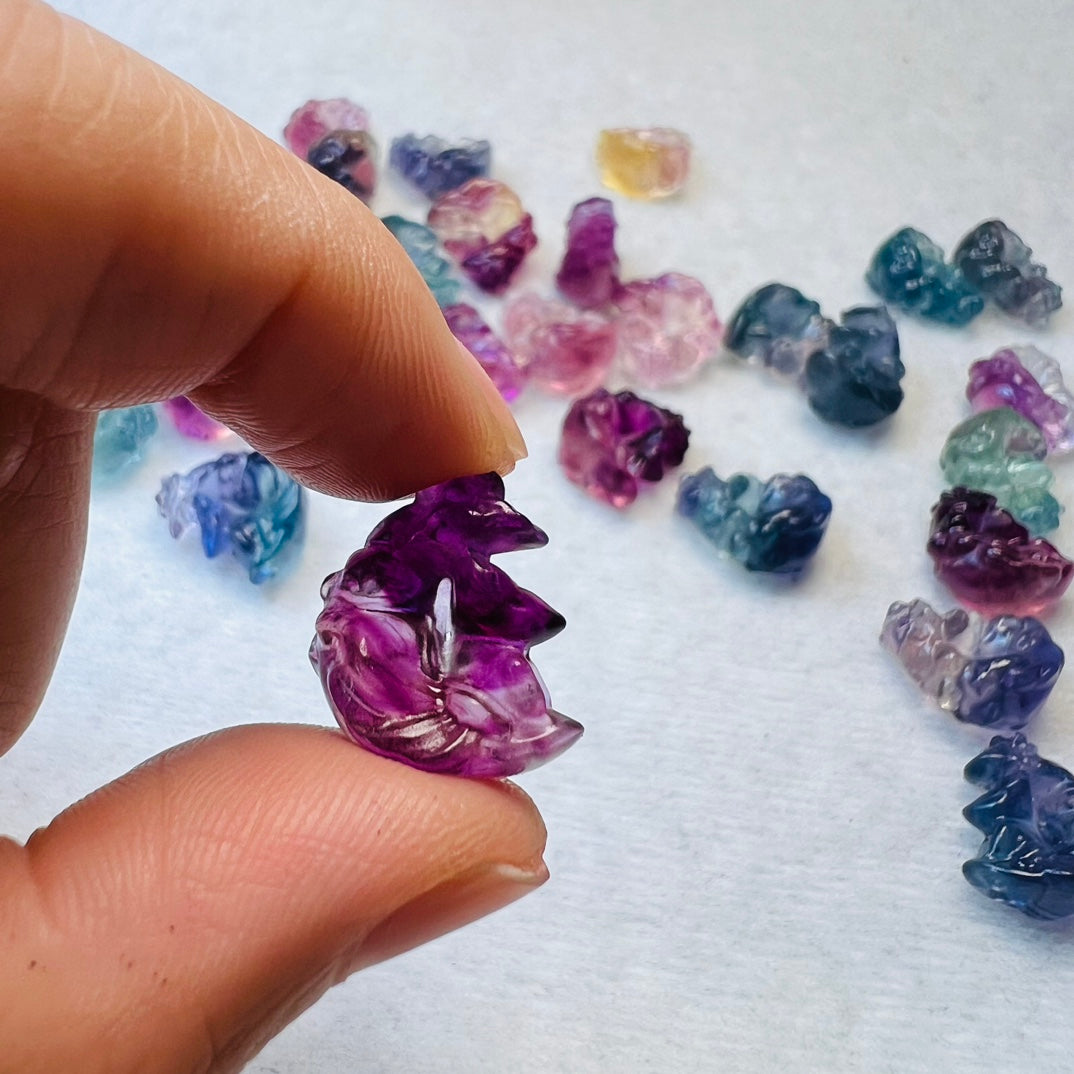 Mini Fluorite Moon Fox Carving crystal carving