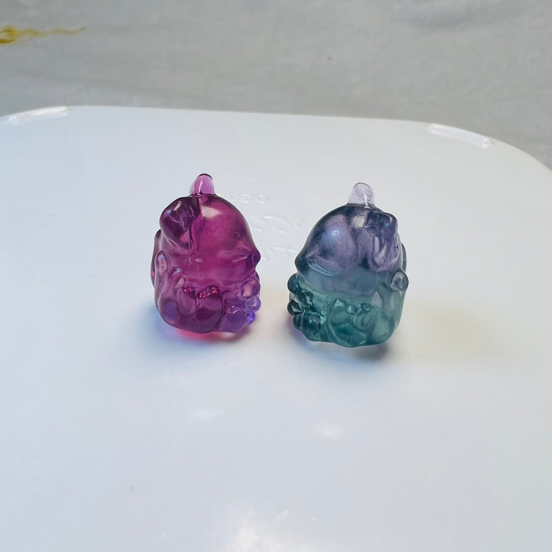 Mini Fluorite fox Carving crystal carving