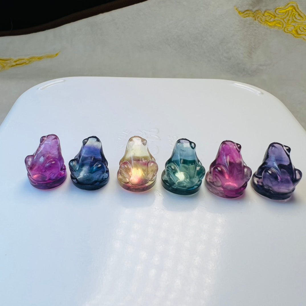 Mini Fluorite frog Carving crystal carving