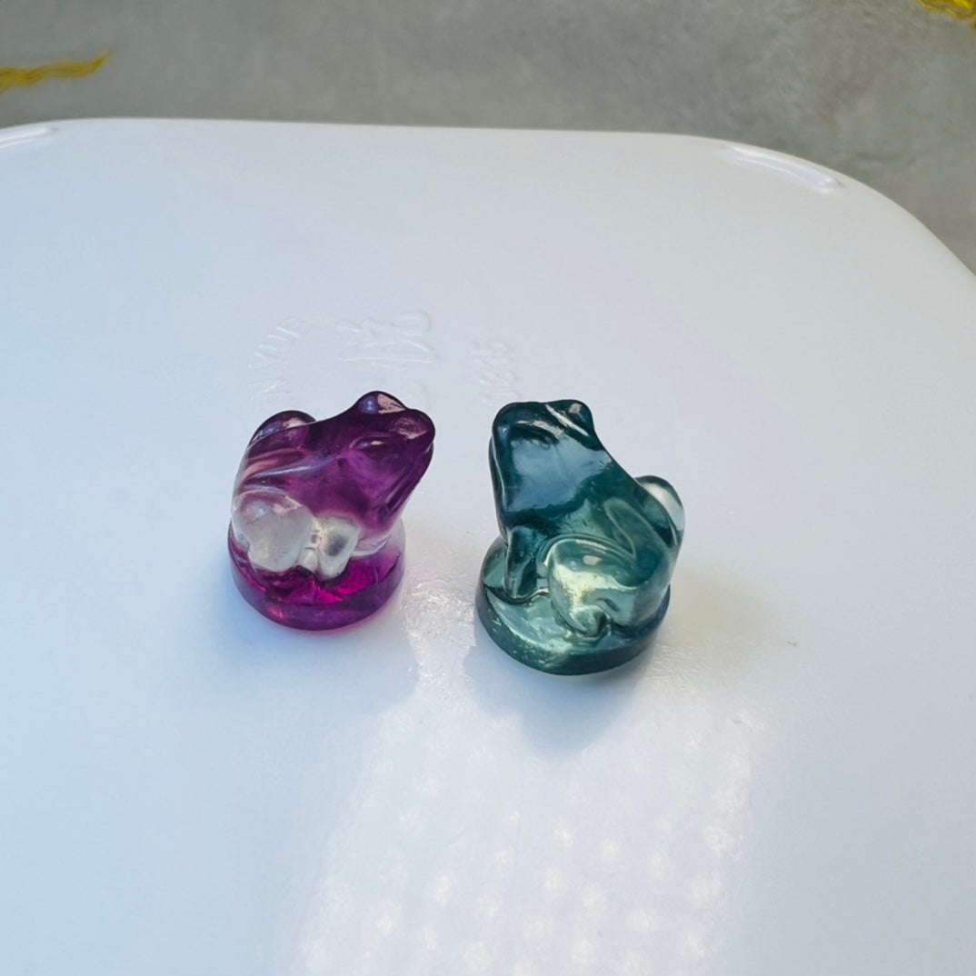 Mini Fluorite frog Carving crystal carving