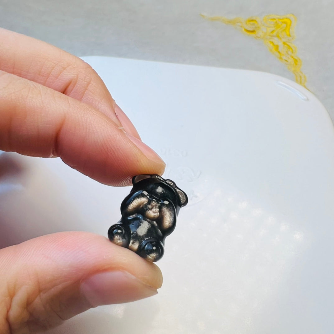 Mini Silver obsidian Bear Doesn't look Carving crystal carving