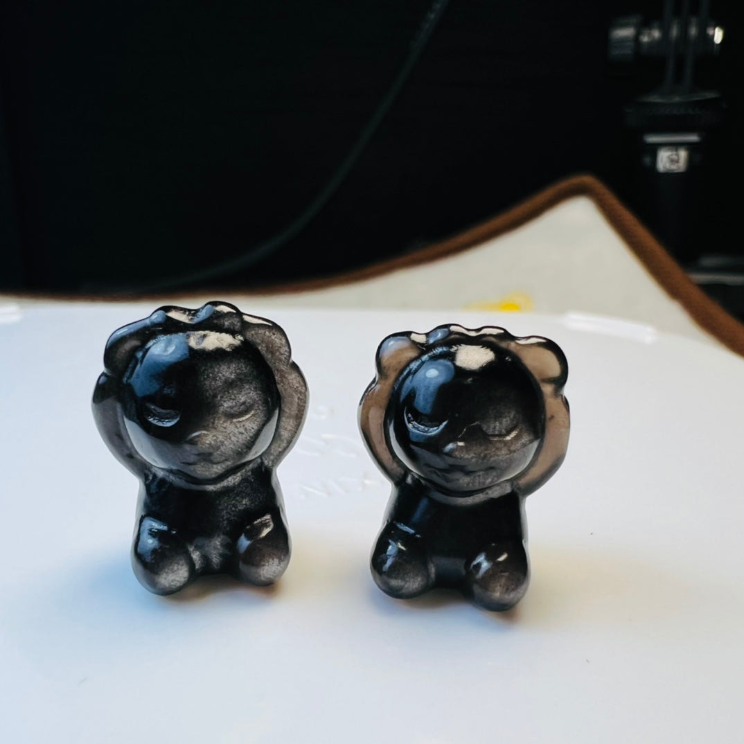 Mini Silver obsidian Bear Doesn't listen Carving crystal carving