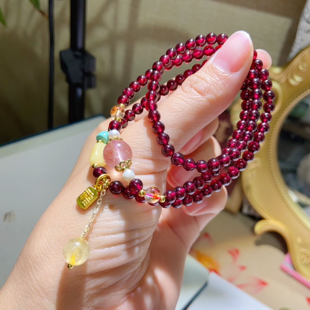 High-quality Natural garnet Triple-Layer Bracelet Original Design Bracelet